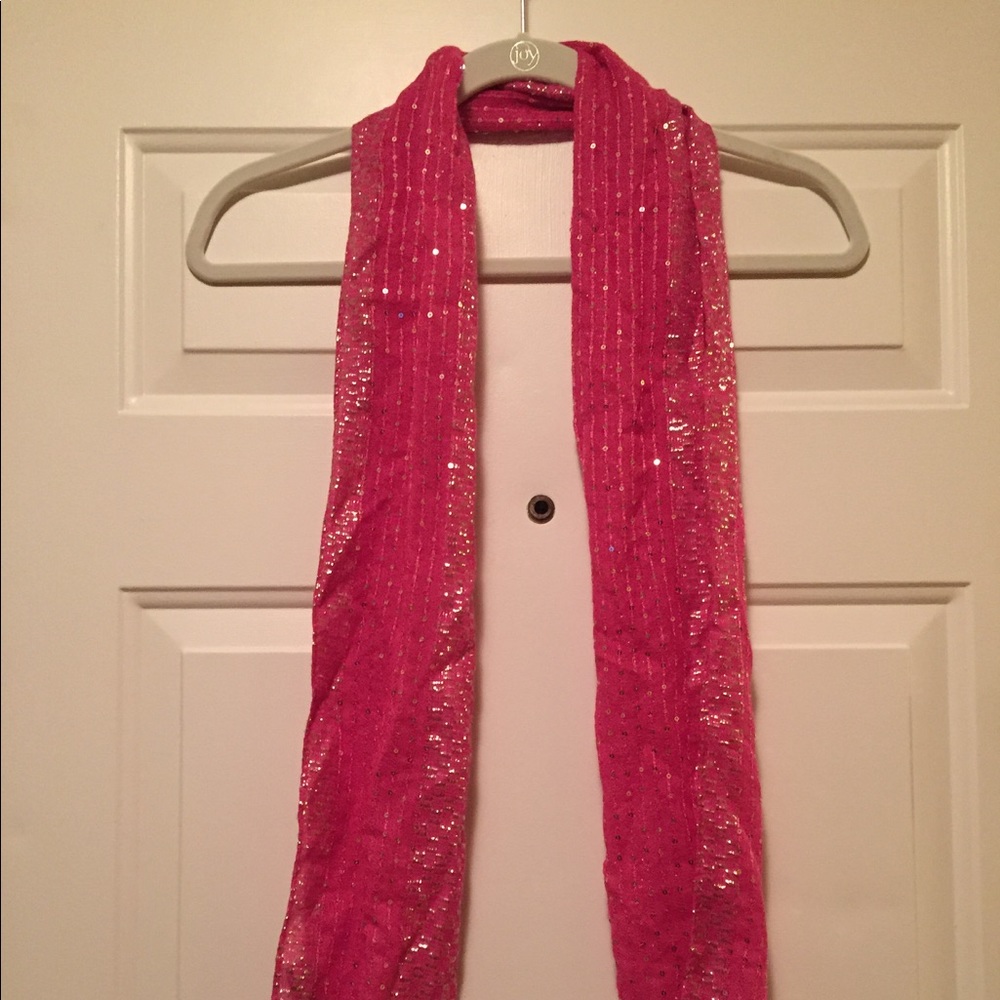 Scarf hot pink and silver with sequins